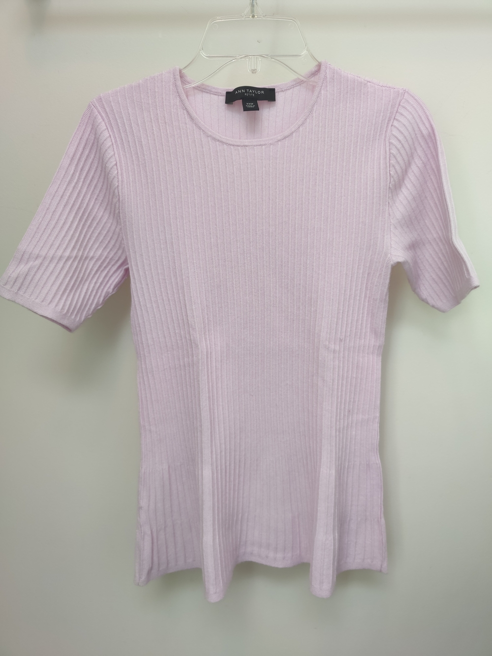 Ann Taylor Light Pink Ribbed Short Sleeve Knit Top